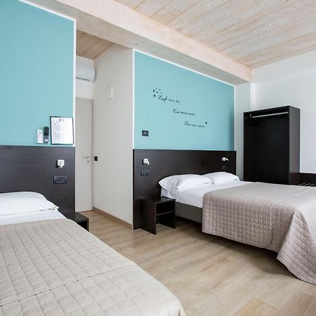 Il B&B Di Piazza Motta Albese Con Cassano Ngoại thất bức ảnh